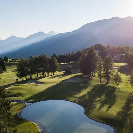 Guarda Golf & Residences Hotel 5*